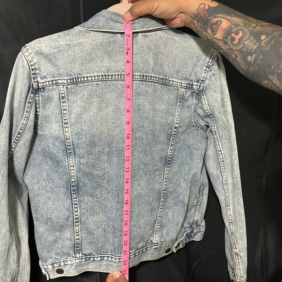 Gap size L Jean jacket - Picture 7 of 7